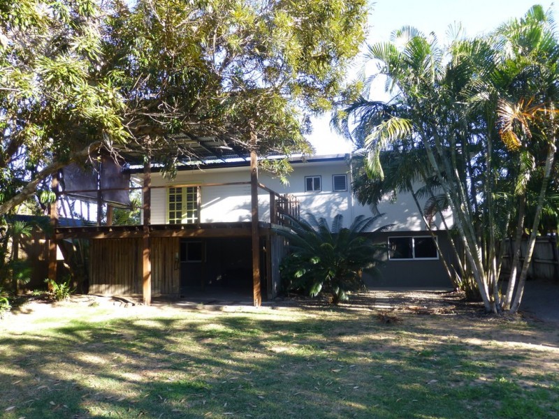 15 Brampton Avenue, Bucasia QLD 4750