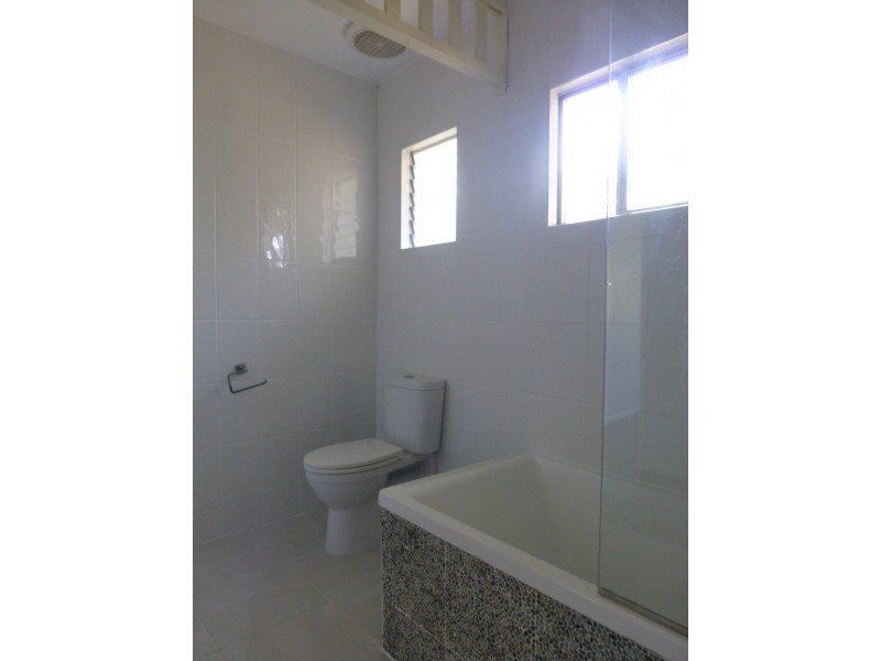15 Brampton Avenue, Bucasia QLD 4750