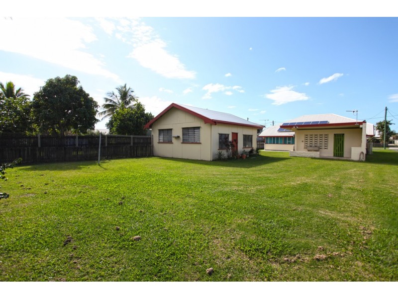 12 Steen Street, South Mackay QLD 4740