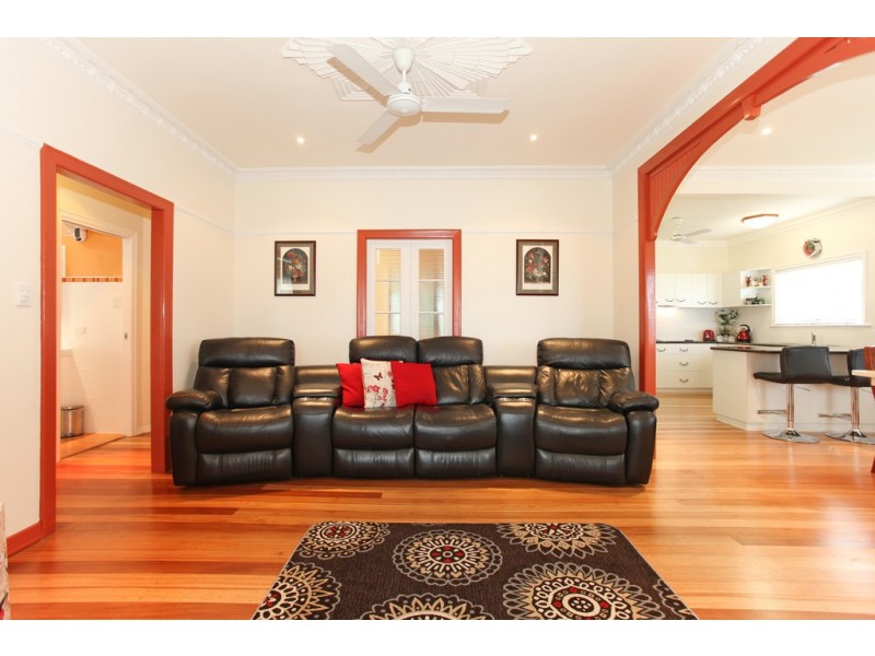 12 Steen Street, South Mackay QLD 4740