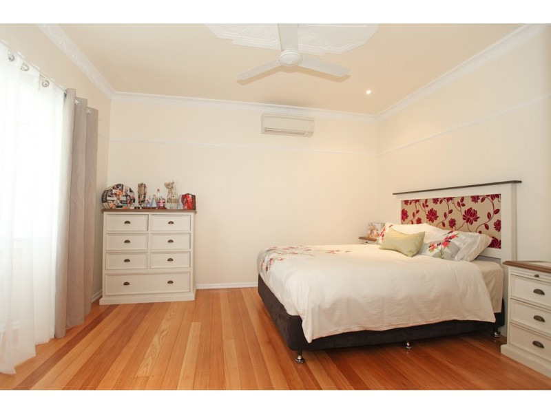 12 Steen Street, South Mackay QLD 4740