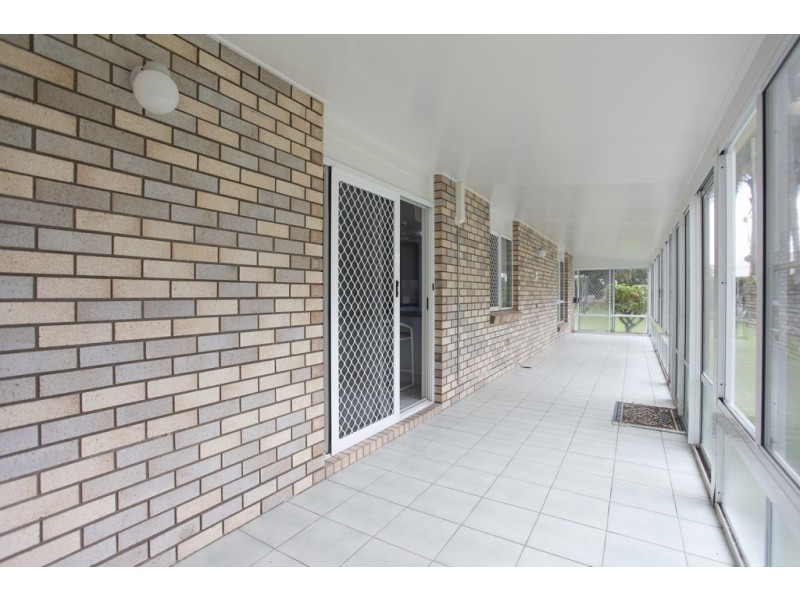 50 Fernleigh Avenue, Andergrove QLD 4740