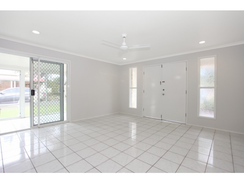 50 Fernleigh Avenue, Andergrove QLD 4740