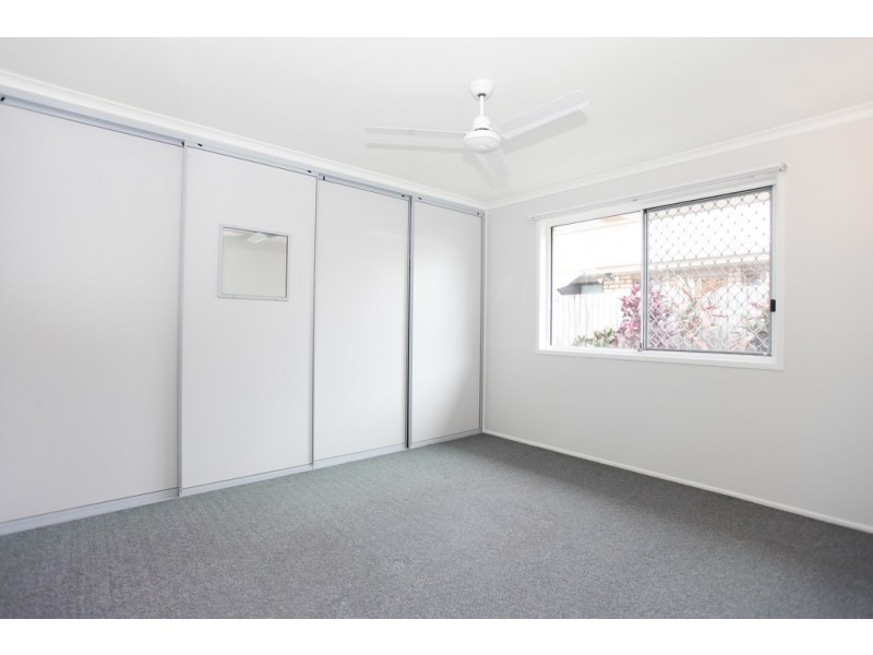 50 Fernleigh Avenue, Andergrove QLD 4740