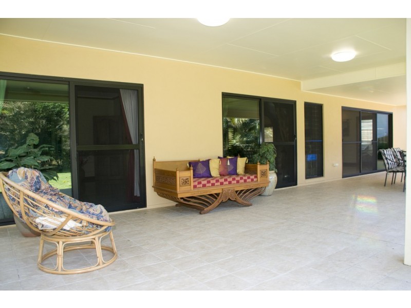 39 Coral Drive, Blacks Beach QLD 4740