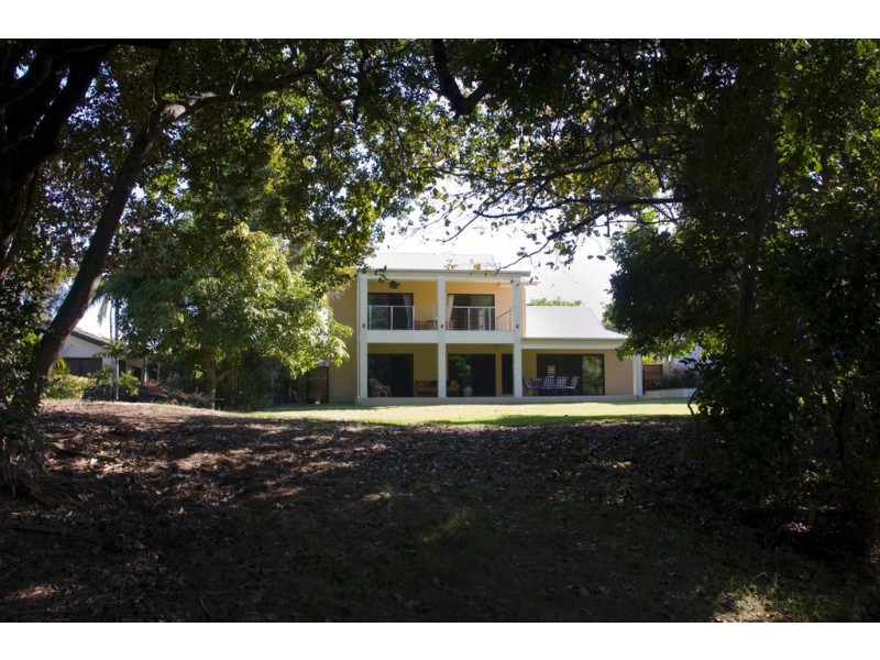 39 Coral Drive, Blacks Beach QLD 4740