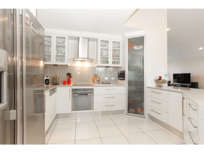23 Frank Cowley Drive, Glenella QLD 4740