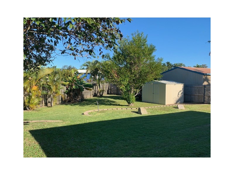 7 Chelsea Crescent, Glenella QLD 4740