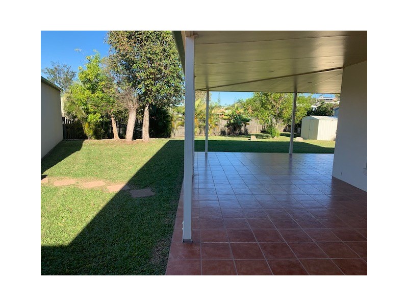 7 Chelsea Crescent, Glenella QLD 4740