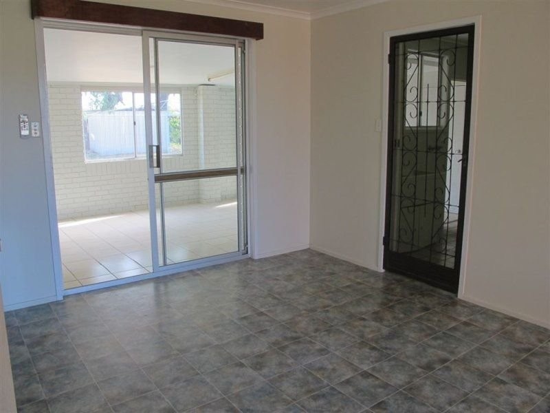 13 Nella Drive, South Mackay QLD 4740