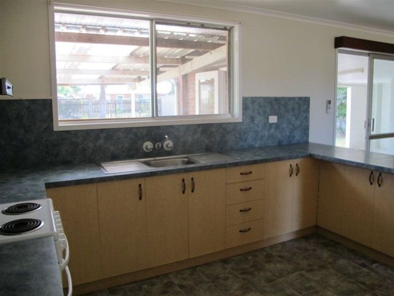 13 Nella Drive, South Mackay QLD 4740