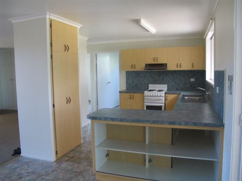 13 Nella Drive, South Mackay QLD 4740