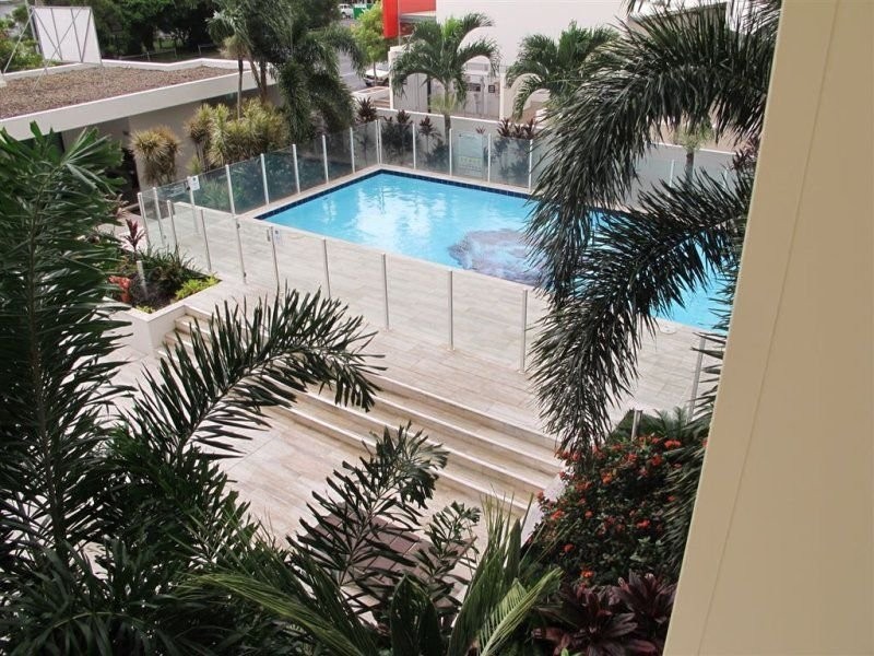 10/4 Nelson Street, Mackay QLD 4740