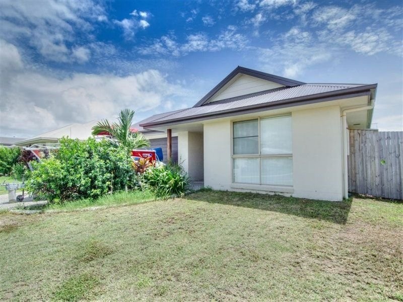 77 Scarborough Circuit, Blacks Beach QLD 4740