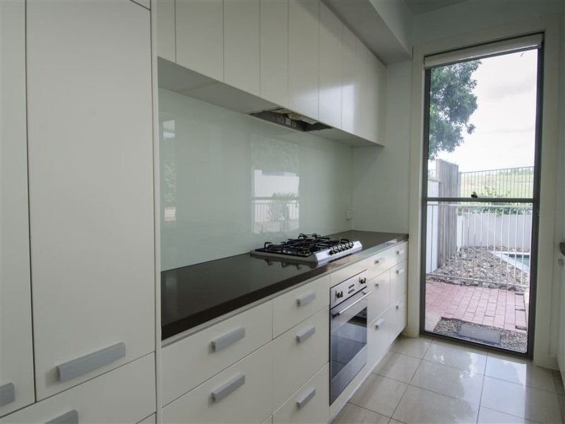 4/6-24 Belangason Way, Shoal Point QLD 4750
