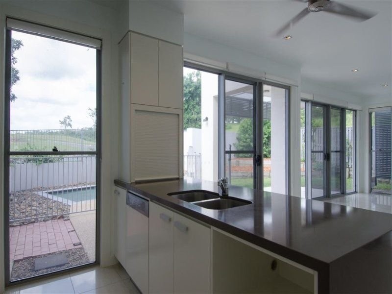 4/6-24 Belangason Way, Shoal Point QLD 4750