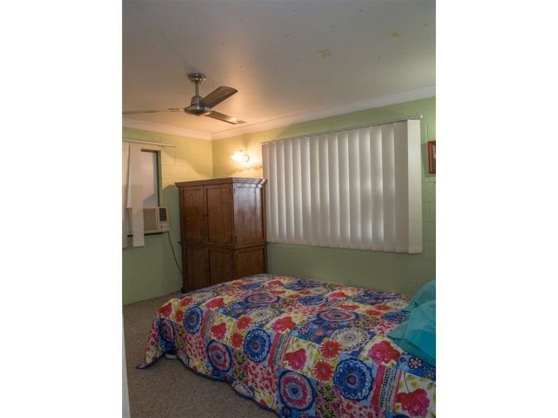131 Paradise Street, South Mackay QLD 4740