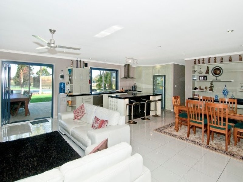 891 Kingston Road, Waterford West QLD 4133