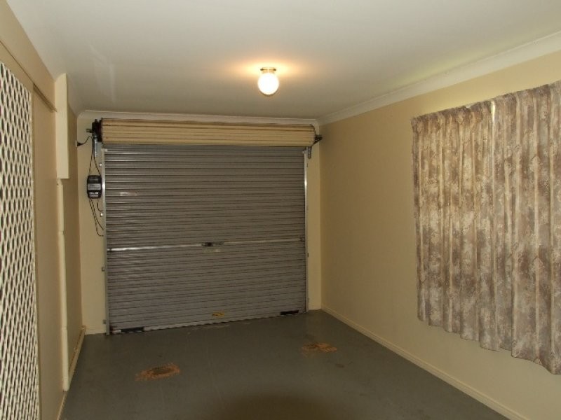 7 Lorraine St, Crestmead QLD 4132