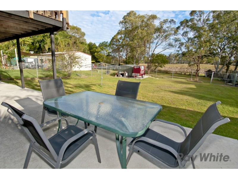 9 Katrina Cres, Waterford West QLD 4133