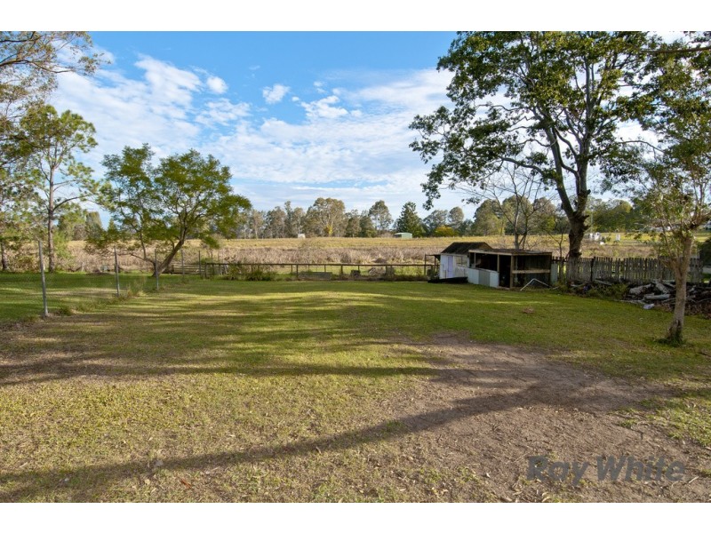 9 Katrina Cres, Waterford West QLD 4133