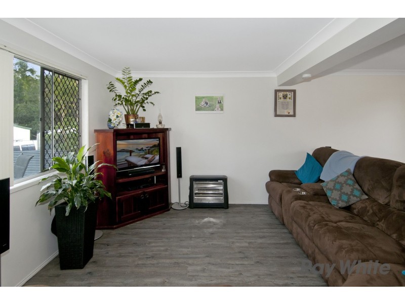 9 Katrina Cres, Waterford West QLD 4133