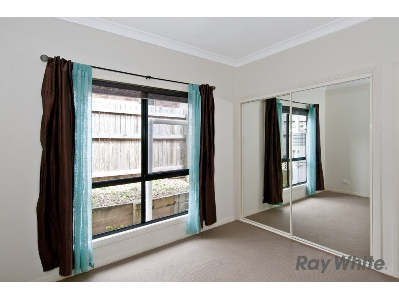 2/1 Carnarvon Crescent, Waterford West QLD 4133