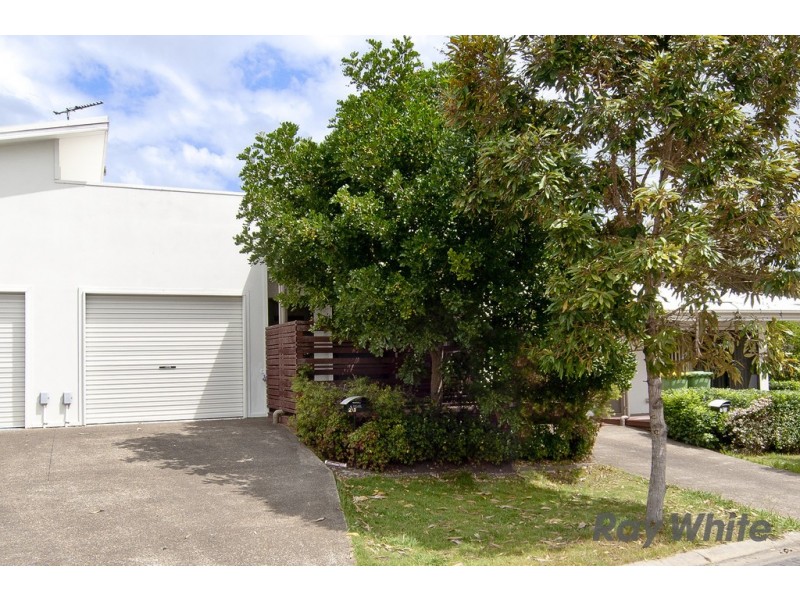 2/1 Carnarvon Crescent, Waterford West QLD 4133