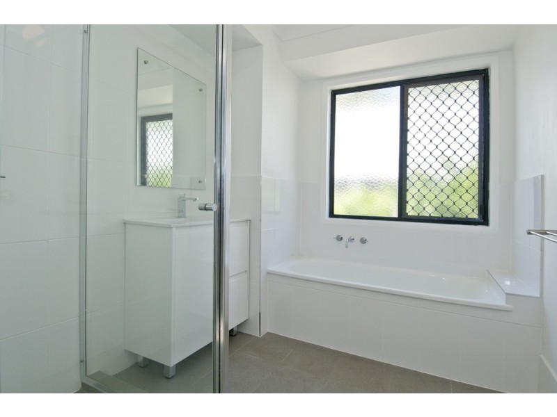2 Salwood Place, Beenleigh QLD 4207