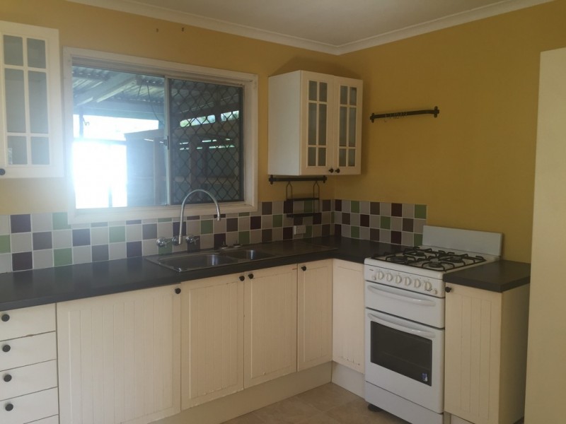 137 Station Road, Loganlea QLD 4131