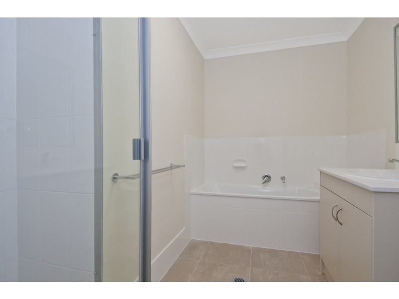 816A Kingston Road, Loganlea QLD 4131