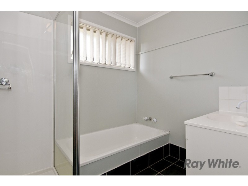 11 Wunburra Street, Waterford West QLD 4133