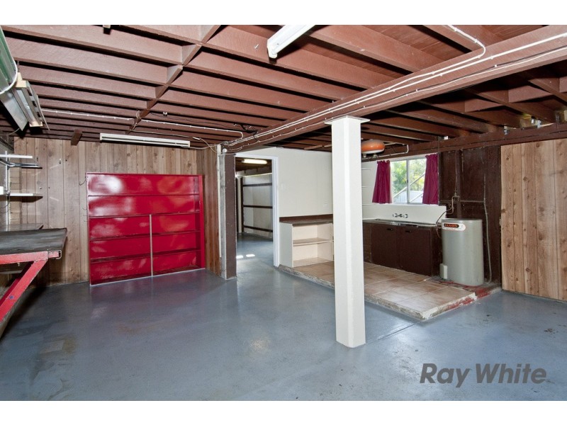 11 Wunburra Street, Waterford West QLD 4133