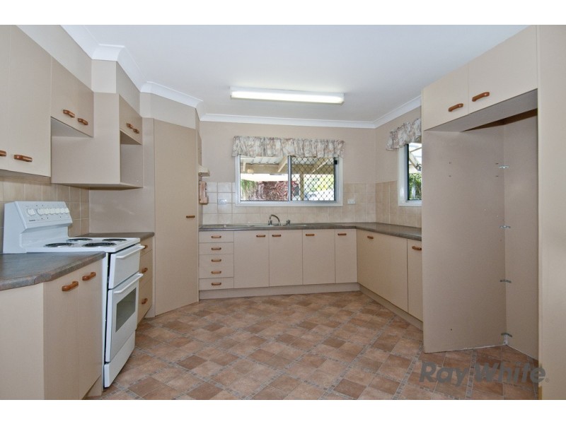 27 Emerald Street, Marsden QLD 4132