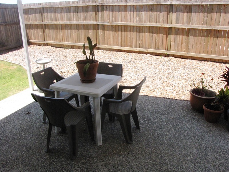 1/22 Topaz Avenue, Logan Reserve QLD 4133