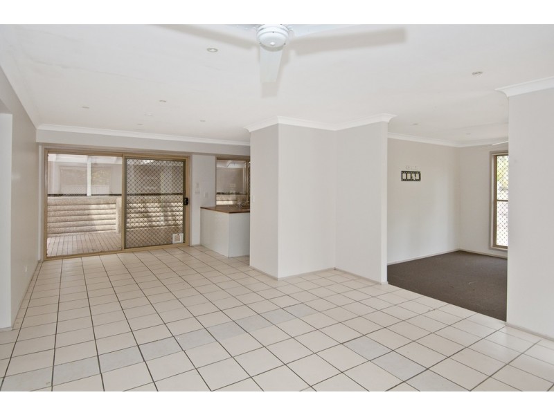 34 Adelong Road, Shailer Park QLD 4128
