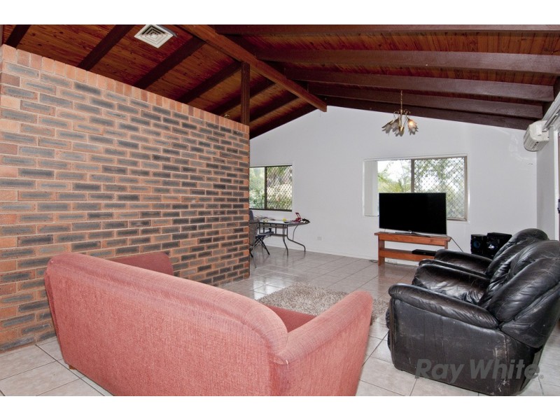 21 Clonmel St, Regents Park QLD 4118