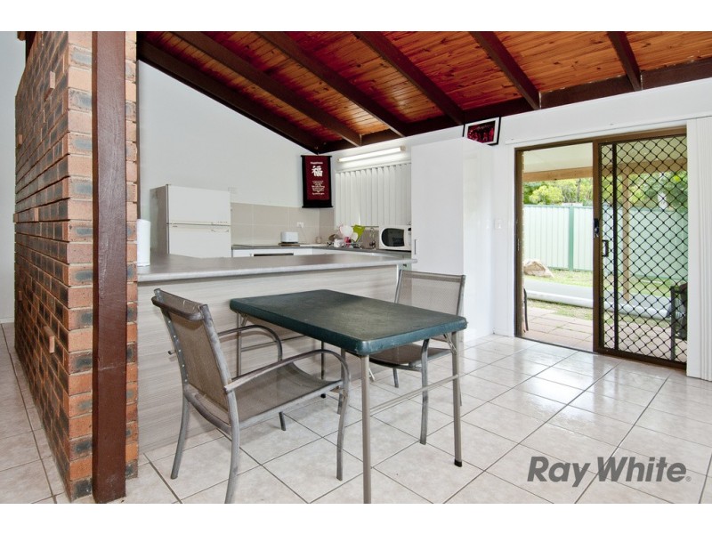 21 Clonmel St, Regents Park QLD 4118