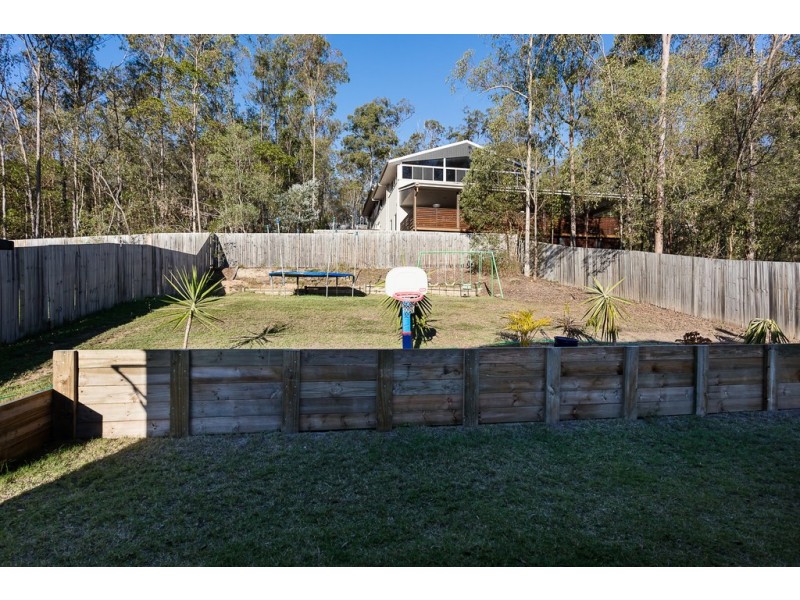 22 Mossman Pde, Waterford QLD 4133