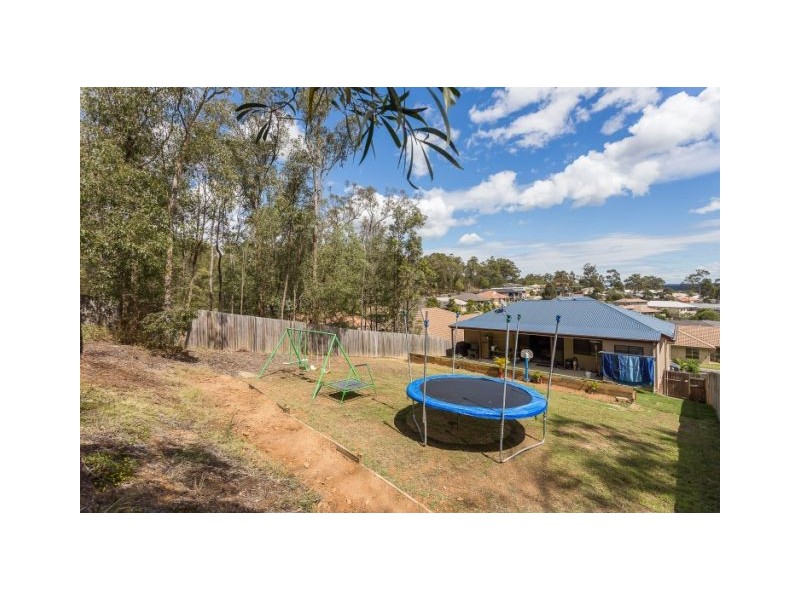 22 Mossman Pde, Waterford QLD 4133