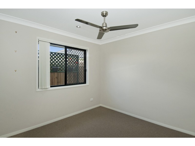 70 Cobblestone Ave, Logan Reserve QLD 4133