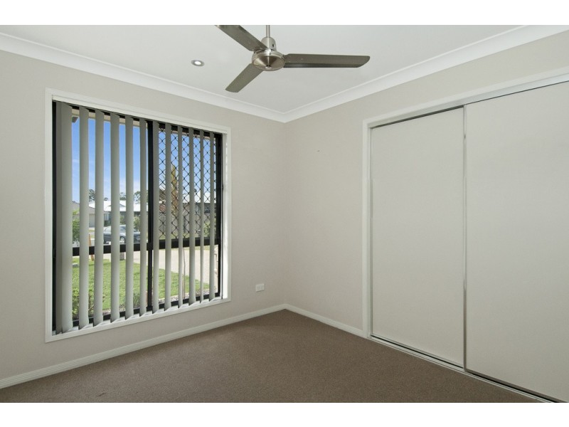 70 Cobblestone Ave, Logan Reserve QLD 4133