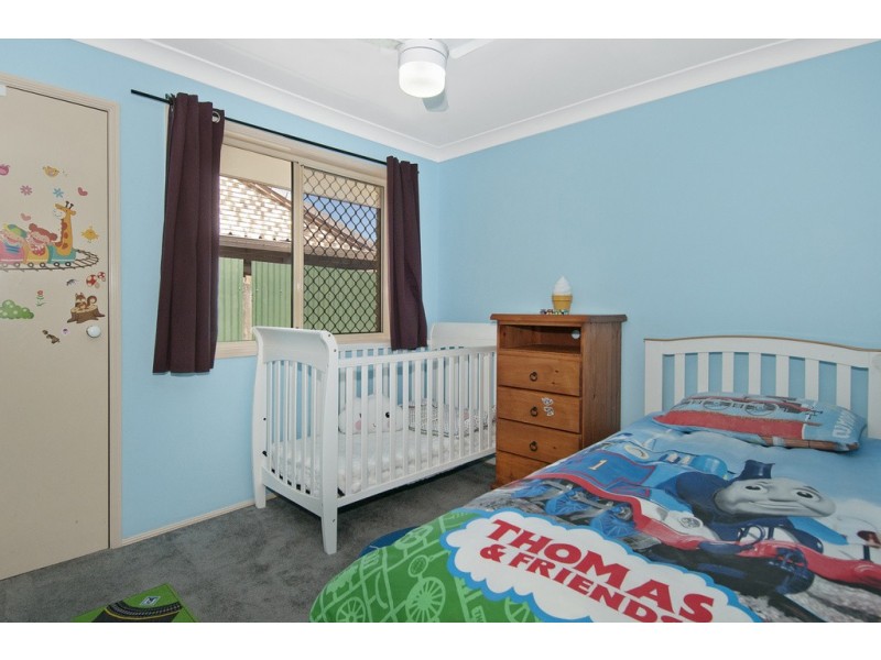 28 Clarence St, Waterford West QLD 4133