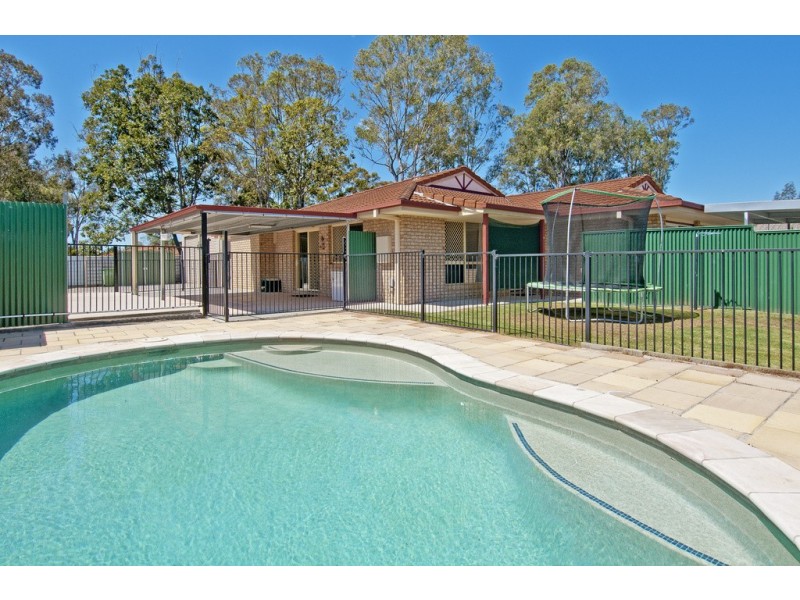 28 Clarence St, Waterford West QLD 4133