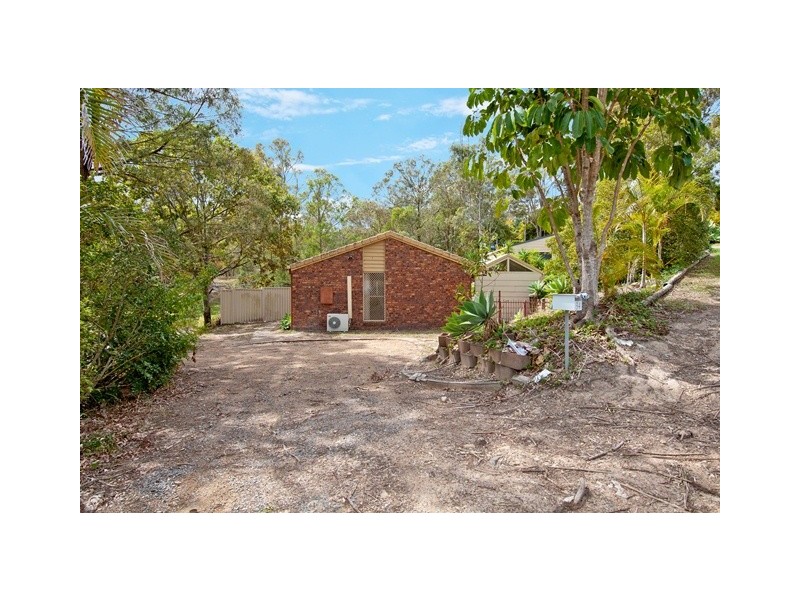 34 Adelong Rd, Shailer Park QLD 4128