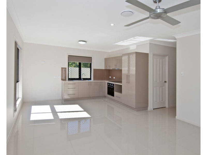 2/835B Kingston Road, Waterford West QLD 4133