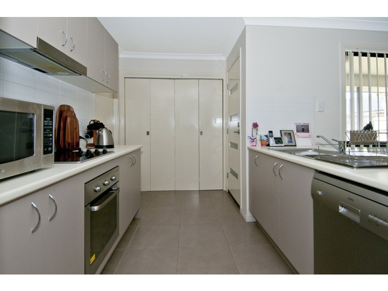 1 Coalstoun Crossing, Waterford QLD 4133