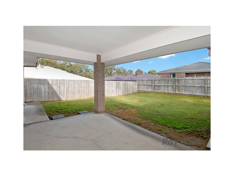 6 Hazelnut Ct, Loganlea QLD 4131