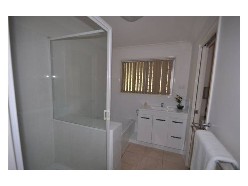 Crestmead QLD 4132