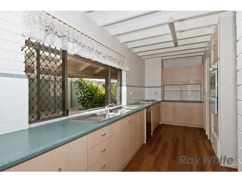 28 EDINBURGH DRIVE, Bethania QLD 4205